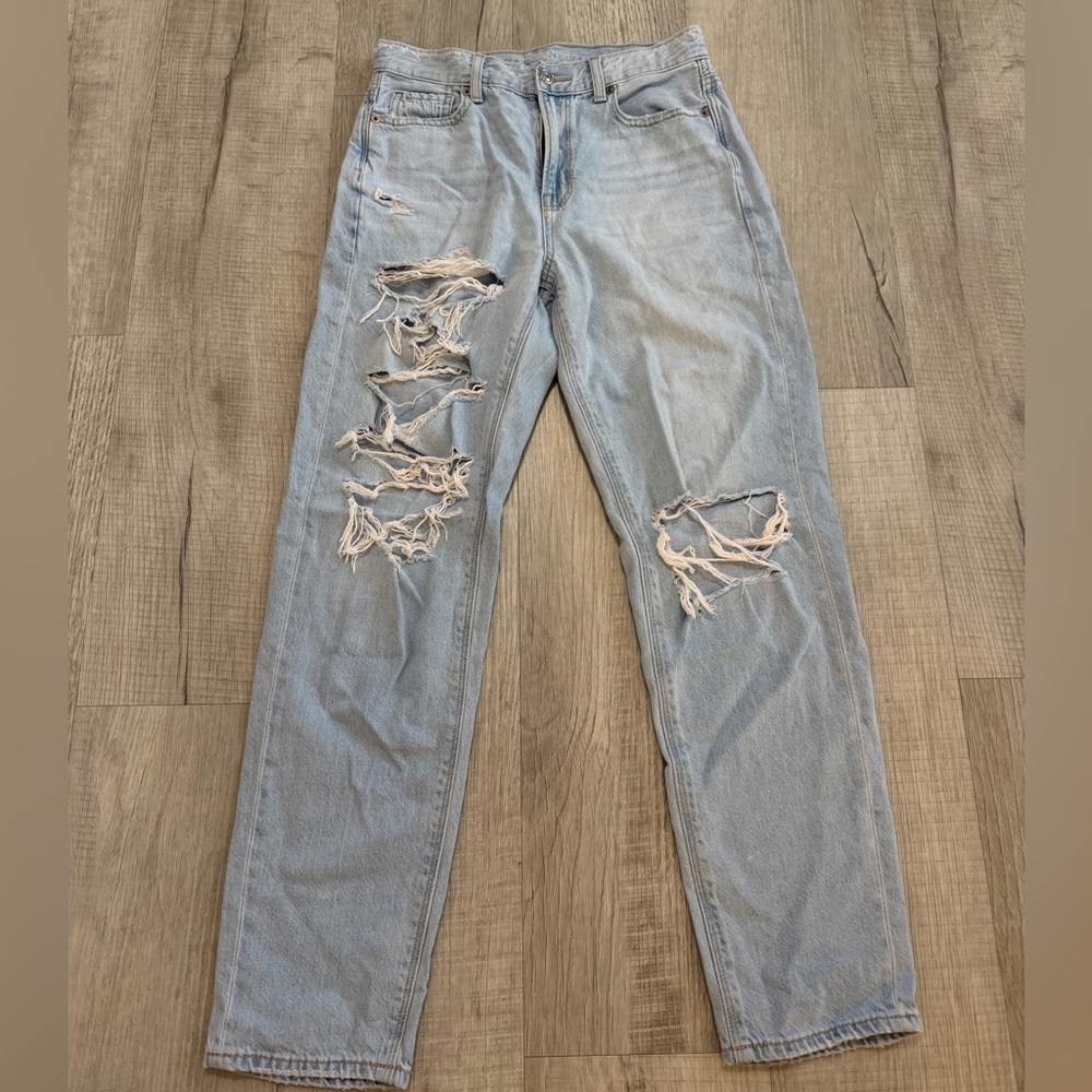 American Eagle Mom Straight Jean Size 0